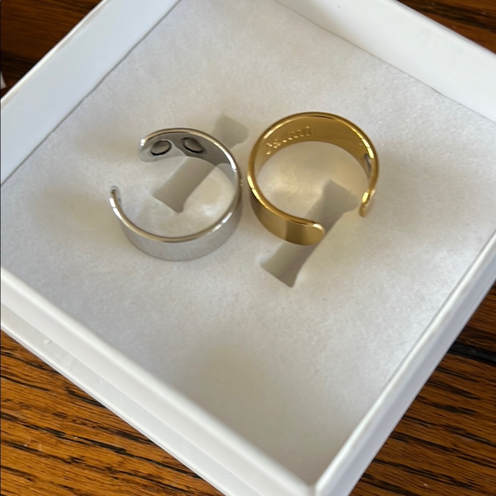 CALMI 2-pack Gold and Silver ring - Picture 5 of 5